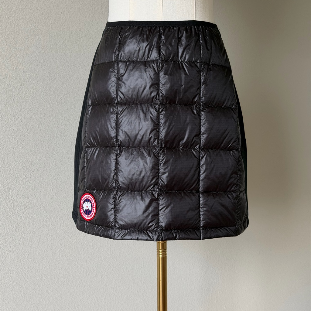 Canada Goose Black Puffer Mini Skirt-Luxury Sport Chic - M